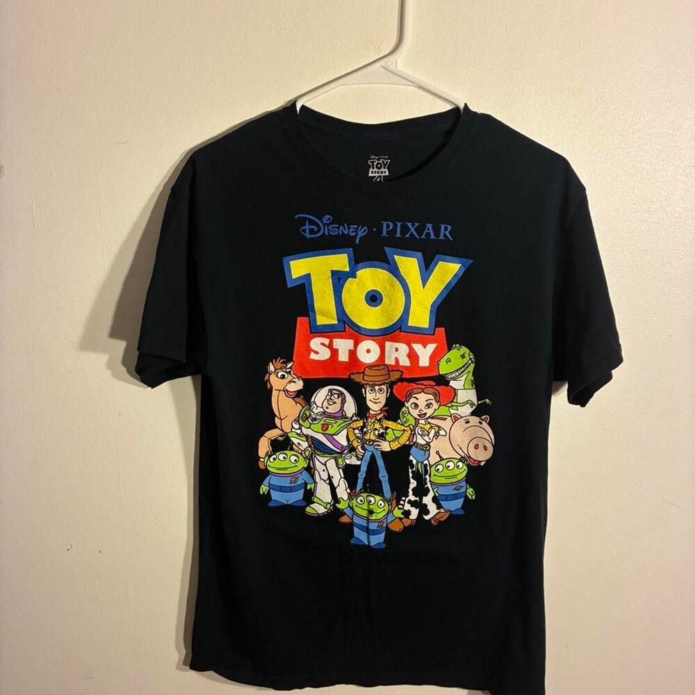 Disney Men's Black T-shirt